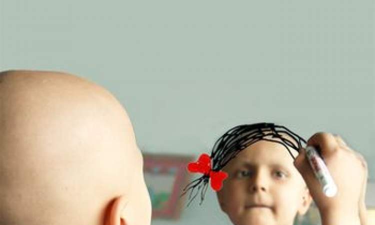 ۸۰ درصد کودکان سرطانی ۱۰۰ درصد درمان می شوند