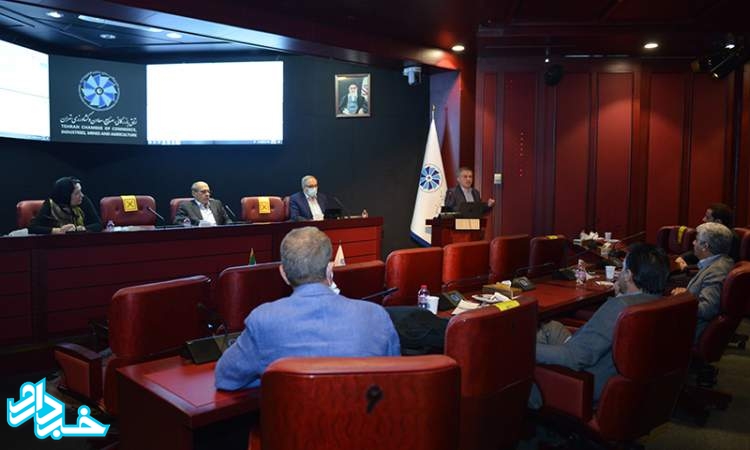 در کمیسیون اقتصاد سلامت اتاق بازرگانی تهران مطرح شد انتقاد از بیانیه فرهنگستان علوم پزشکی و نگرانی از مسدود شدن فهرست دارویی