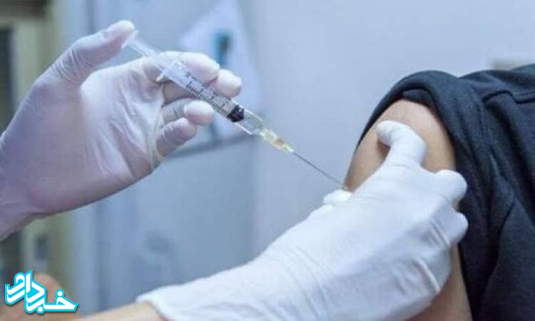 رییسی: تزریق واکسن کرونا متوقف نشده است