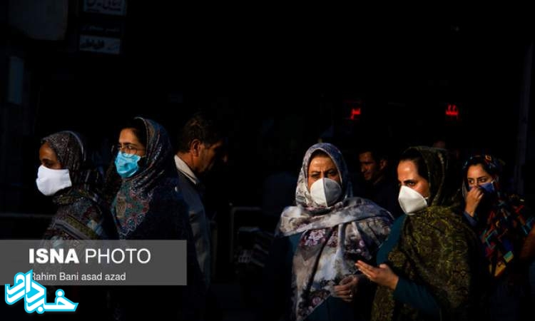 معاون ستاد فرماندهی مقابله با کرونا در تهران اعلام کرد احتمال بازگشت بخشی از محدودیت‌های کرونایی به تهران از شنبه