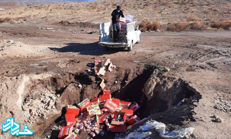 ۴.۵ تن دارو و اقلام بهداشتی فاسد از چرخه مصرف در آبادان خارج شد