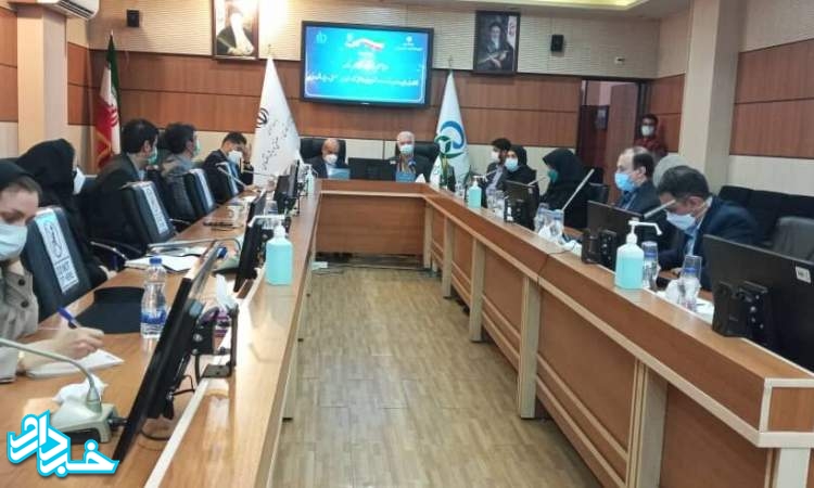 همکاری سازمان غذا و دارو با مناطق آزاد گره‌ تحریم‌ها را باز می‌کند